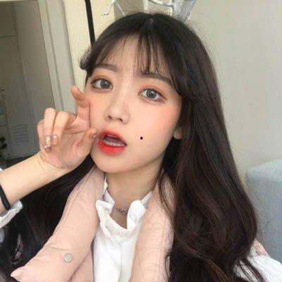 吃瓜网红头像照片女孩,揭秘吃瓜网红头像背后的女孩