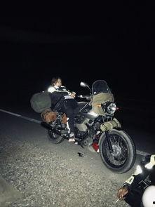 摩托车网红男博主吃瓜,揭秘娱乐圈那些吃瓜背后的故事