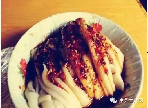 康县二饼吃瓜视频网盘,揭秘网络红人背后的故事